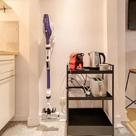Le Petit Platiere - Renovated - Terreaux 아파트